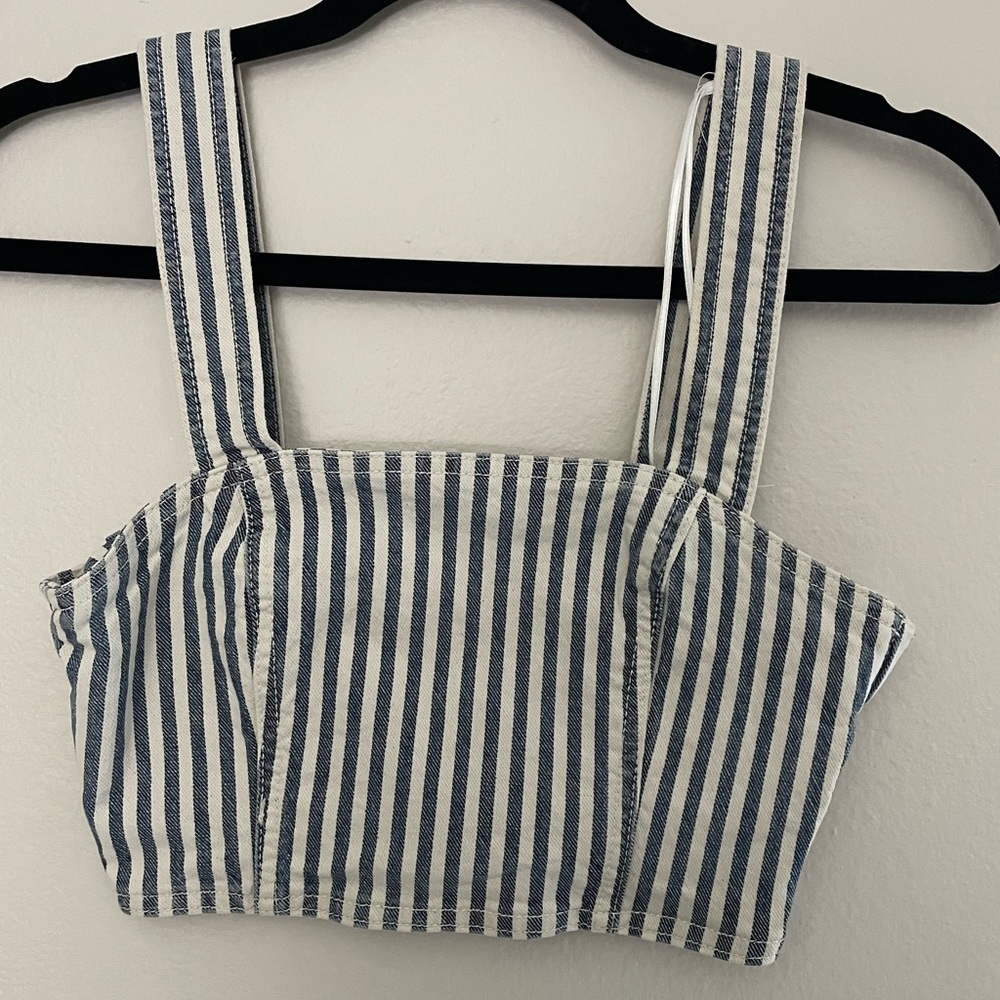 NWT ZARA Crop Top